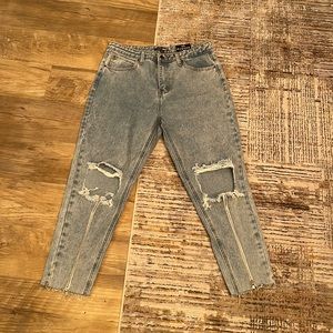 Boyfriend cut jeans